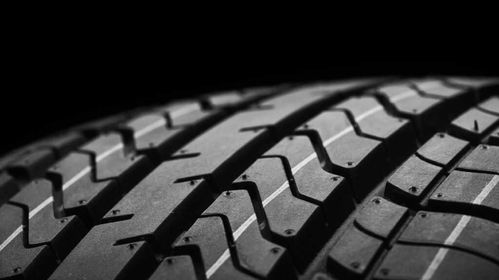 Encontre rodas aro 15 em Barretos na RS Pneus e Rodas. Qualidade, variedade e ótimo atendimento. Confira nossas opções.