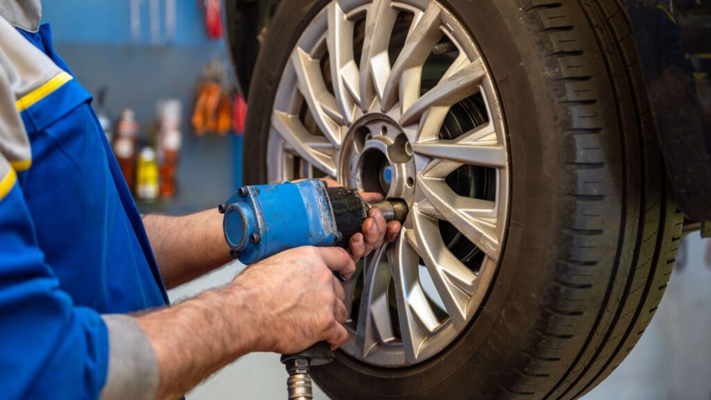 Descubra a nova promoção de rodas aro 16 na RS Pneus e Rodas em Barretos. Qualidade, durabilidade e preços imperdíveis.