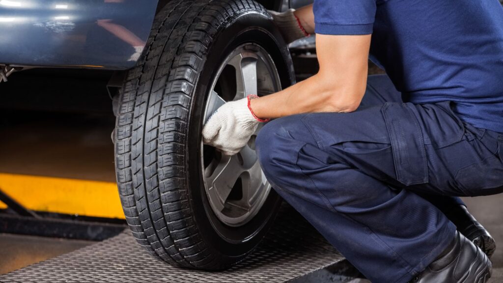 Encontre pneus de qualidade e serviços especializados em Barretos na RS Pneus e Rodas. Segurança e performance para seu veículo.